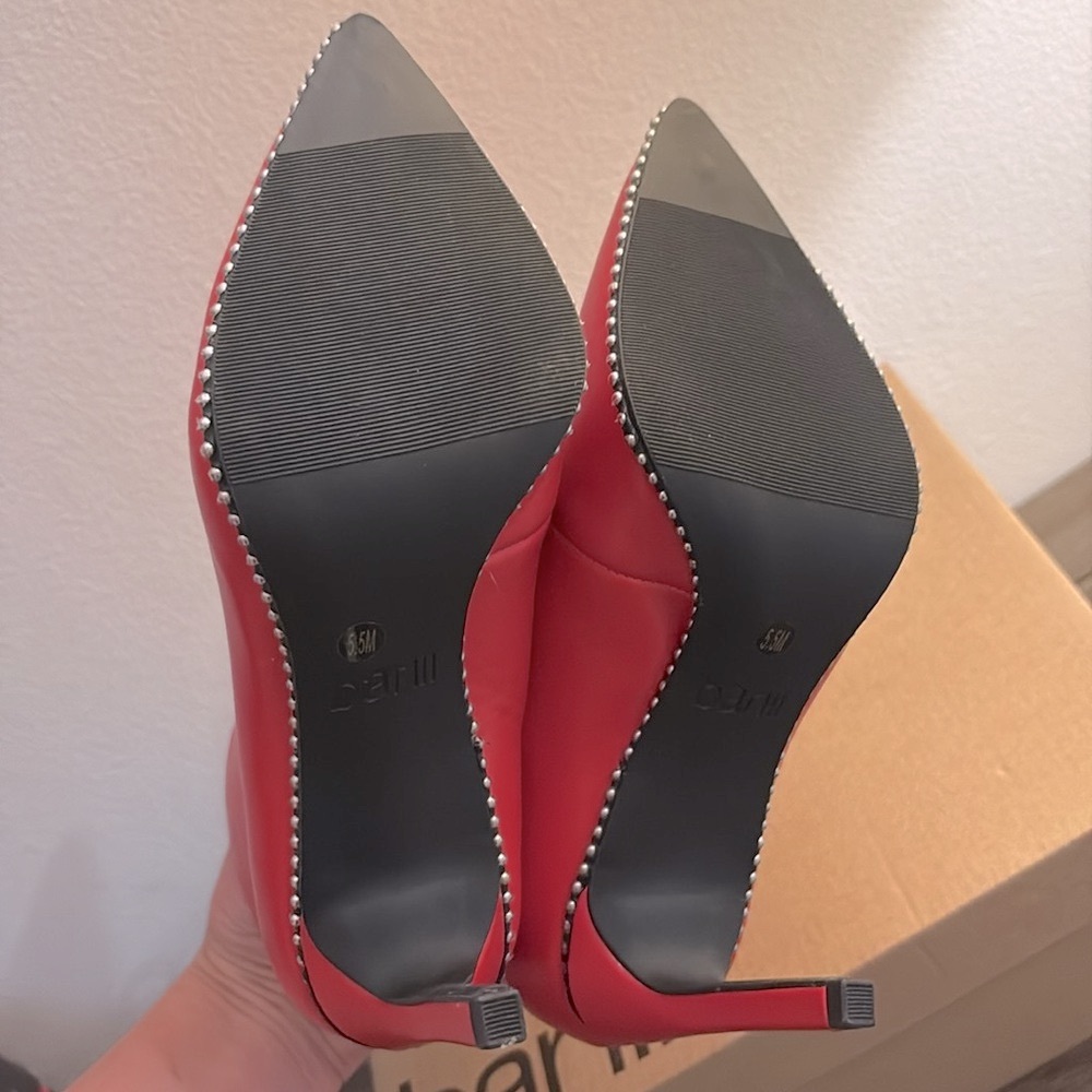NIB [Bar III] Briget Studded Pointed Toe Zip-Up Ankle Booties in Red Women’s 5.5 - Picture 11 of 13